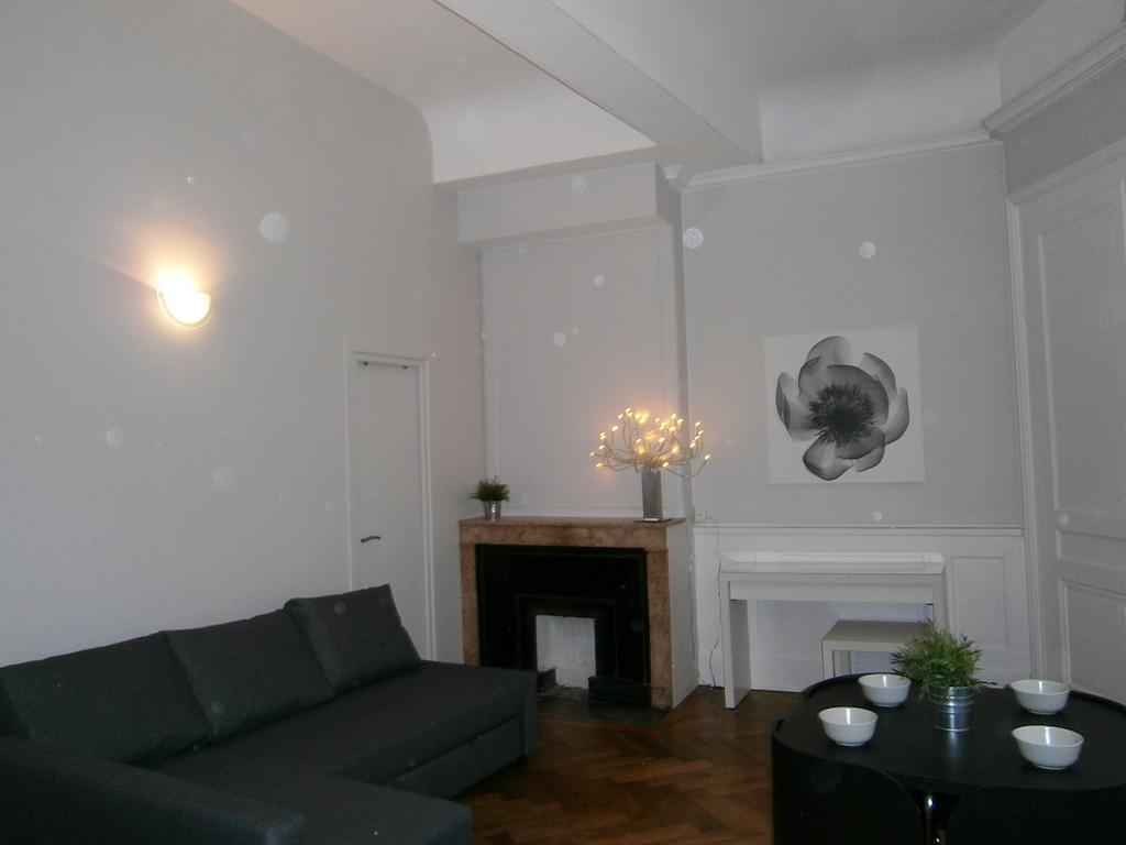 Appartements Place Bellecour Лион Экстерьер фото